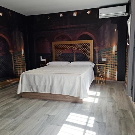 Apartamento Luxury Suite Huelva Zona Centro Exteriör bild